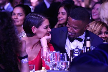Katie Holmes tái ngộ với Jamie Foxx