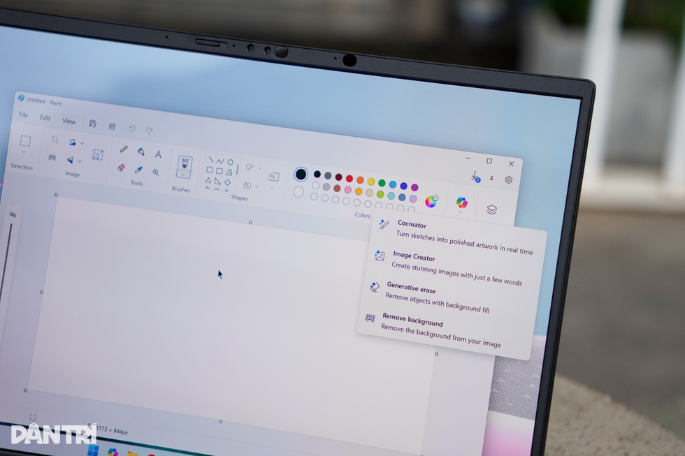Đánh giá Asus Zenbook 14: Mỏng nhẹ, hiệu năng vừa phải - 25 Đánh giá Asus Zenbook 14: Mỏng nhẹ, hiệu năng vừa phải - 25