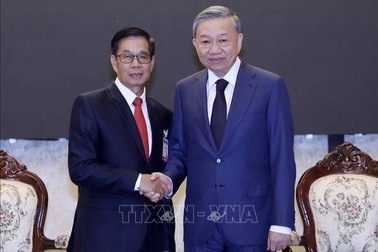 Chủ tịch nước Tô Lâm tiếp Chủ tịch Mặt trận Lào xây dựng đất nước
