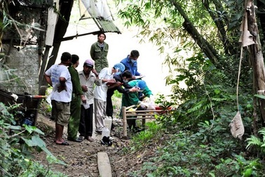 Phát hiện thi thể phụ nữ trôi sông