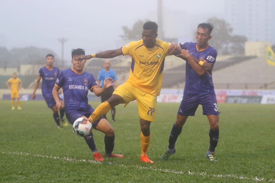 VPF lên tiếng về phương án V-League thi đấu tập trung - 1 VPF lên tiếng về phương án V-League thi đấu tập trung - 1