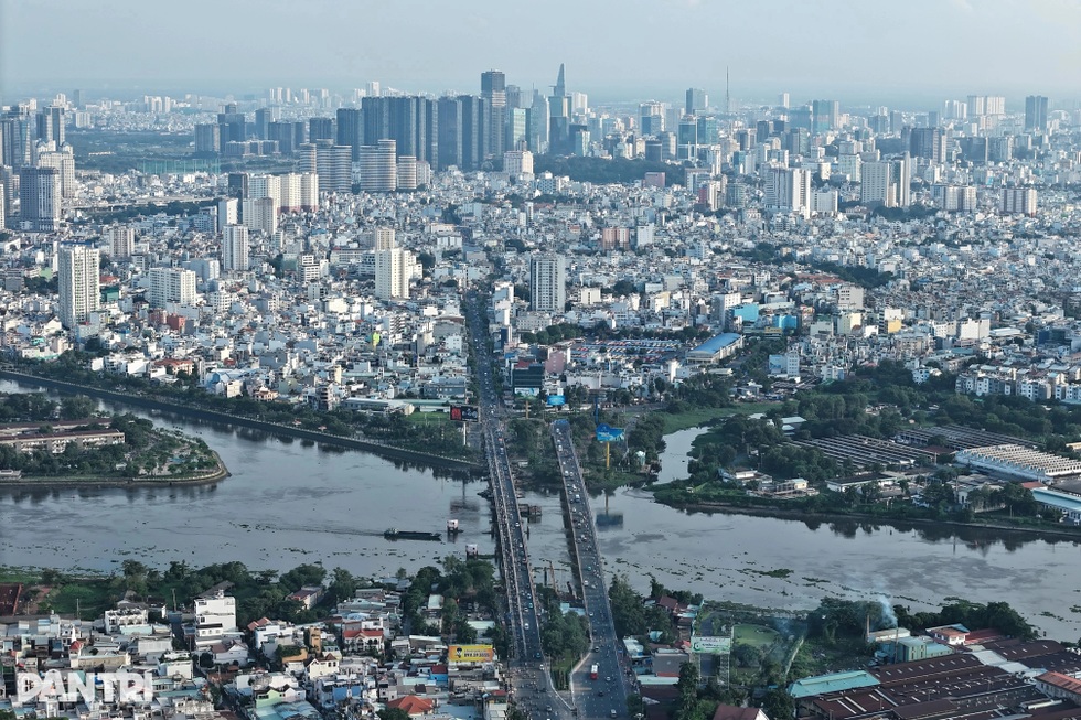 Những nút thắt cần tháo gỡ để phát triển giao thông thủy ở TPHCM - 3 Những nút thắt cần tháo gỡ để phát triển giao thông thủy ở TPHCM - 3