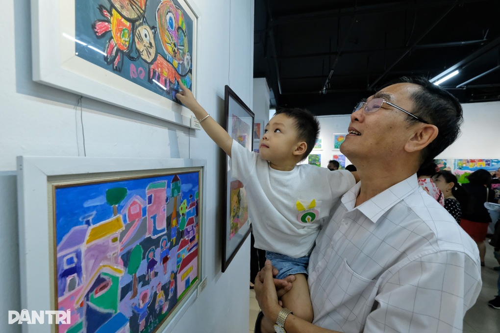 Nơi ươm mầm những họa sĩ nhí khuyết tật - 3 Nơi ươm mầm những họa sĩ nhí khuyết tật - 3
