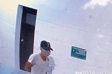 Truy tìm nghi can bịt mặt sát hại nữ nhân viên cây xăng trong đêm