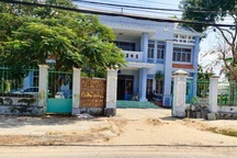 Trưởng Phòng Giáo dục bỏ ngoài sổ sách hàng trăm triệu đồng