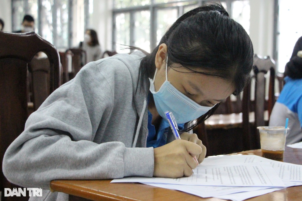 Đắk Lắk triển khai tiêm vaccine phòng Covid-19 cho trên 64.000 học sinh - 1 Đắk Lắk triển khai tiêm vaccine phòng Covid-19 cho trên 64.000 học sinh - 1