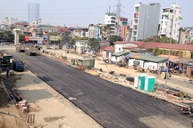 Ngổn ngang con đường “đắt nhất hành tinh”