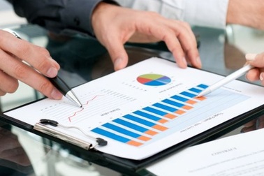 Mất mặt vì trật cách… ngồi!