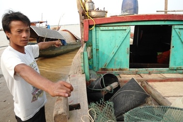 Cứu sống 3 nạn nhân lênh đênh vì chìm thuyền