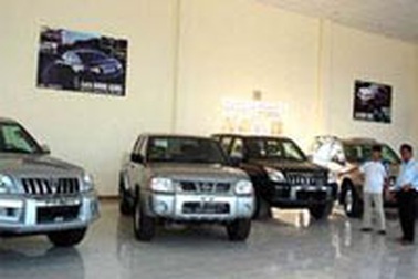 Miễn thuế ôtô nhập khẩu: Những lỗ hổng... chết người