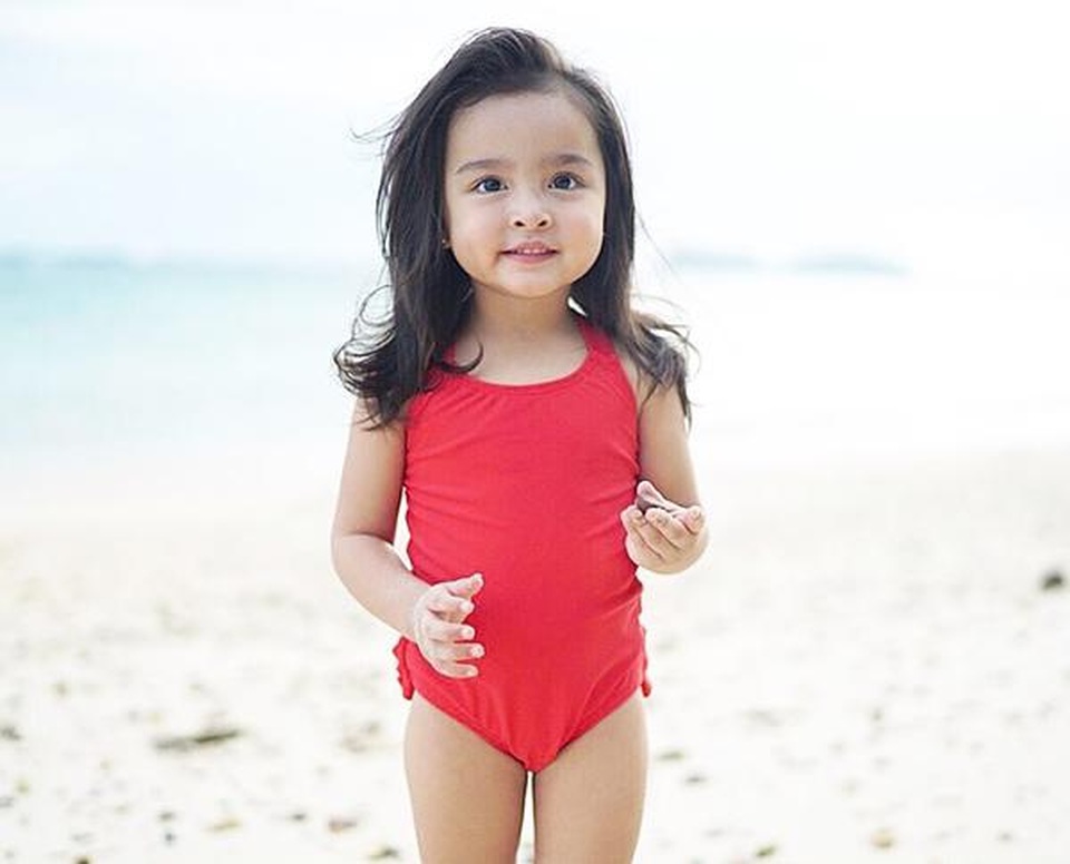 Fascinated by the angelic beauty of the daughter of the "most beautiful woman in the Philippines" - 10