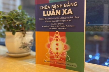 Chữa bệnh bằng luân xa - Sách hay chữa lành từ tâm hồn