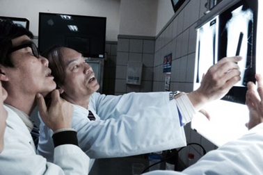 Dịch sởi lan rộng, xuất hiện biến chứng nặng ở trẻ khỏe mạnh