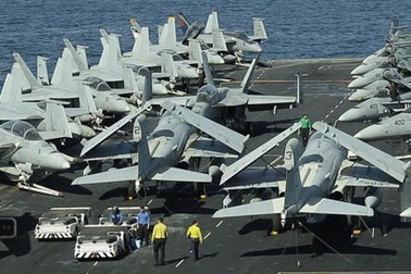 Mỹ đẩy mạnh phòng thủ tại eo biển Hormuz