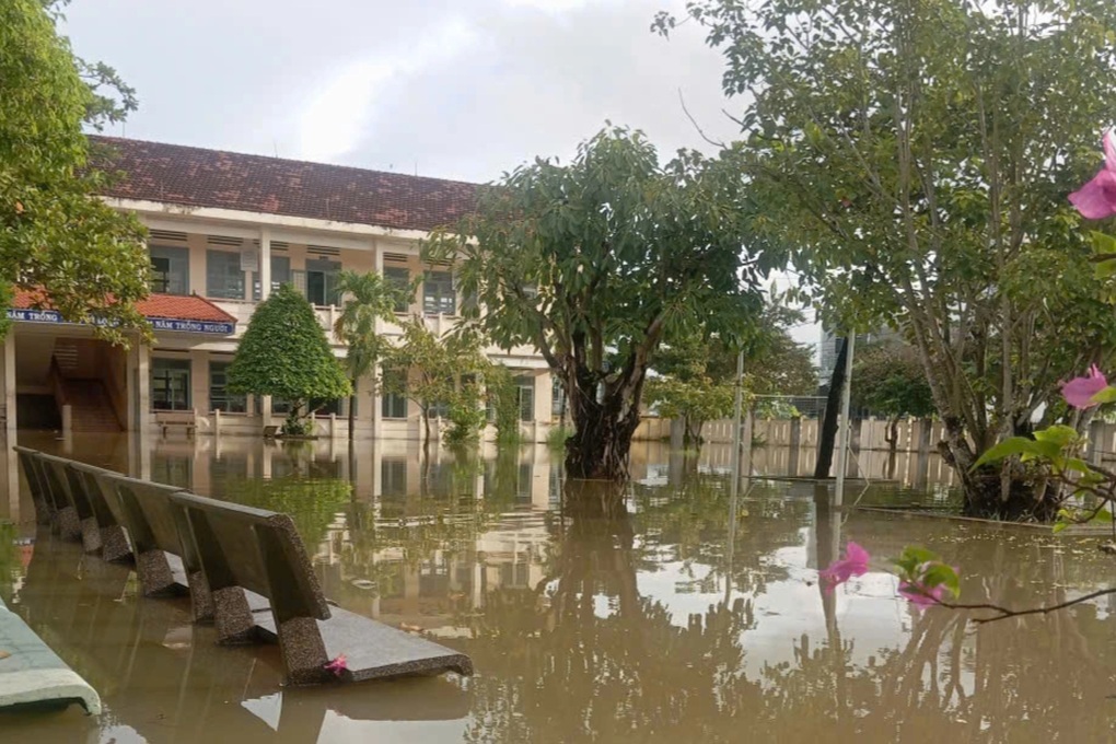 Gia Lai, Khánh Hòa cho học sinh nghỉ học để tránh bão Kalmaegi - 1 Gia Lai, Khánh Hòa cho học sinh nghỉ học để tránh bão Kalmaegi - 1