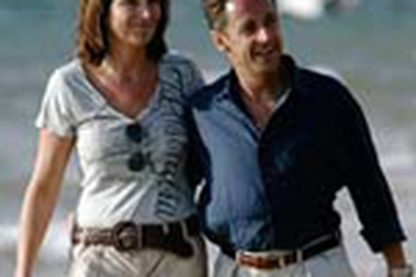 Chuyện  “chả nem” của vợ chồng tân Tổng thống Pháp 