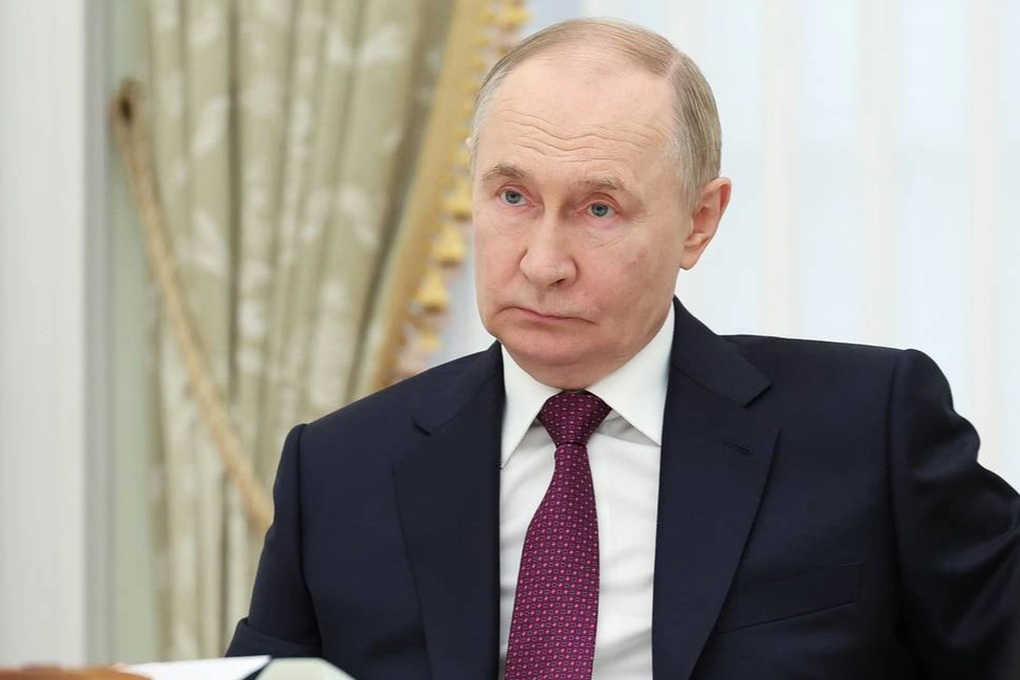 Ông Putin tiết lộ lý do từng từ chối đề nghị làm tổng thống - 1 Ông Putin tiết lộ lý do từng từ chối đề nghị làm tổng thống - 1