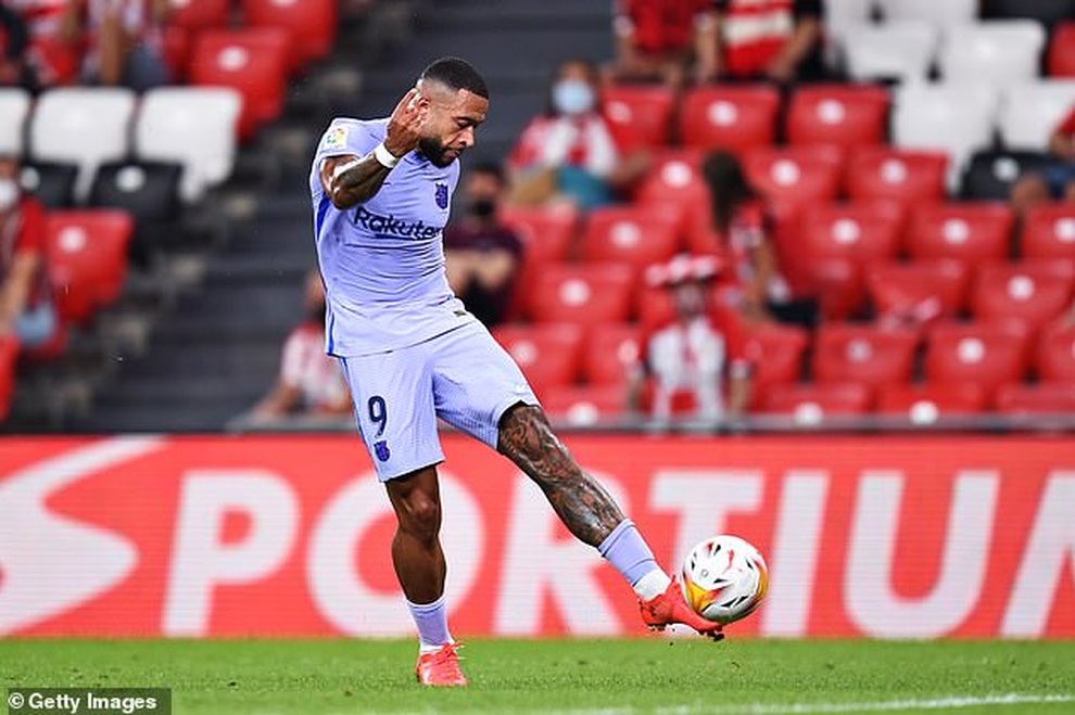 Depay lập siêu phẩm, Barcelona vẫn hòa thất vọng Bilbao - 4 Depay lập siêu phẩm, Barcelona vẫn hòa thất vọng Bilbao - 4