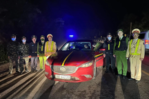 36.000 viên ma túy trên chiếc xe Mazda