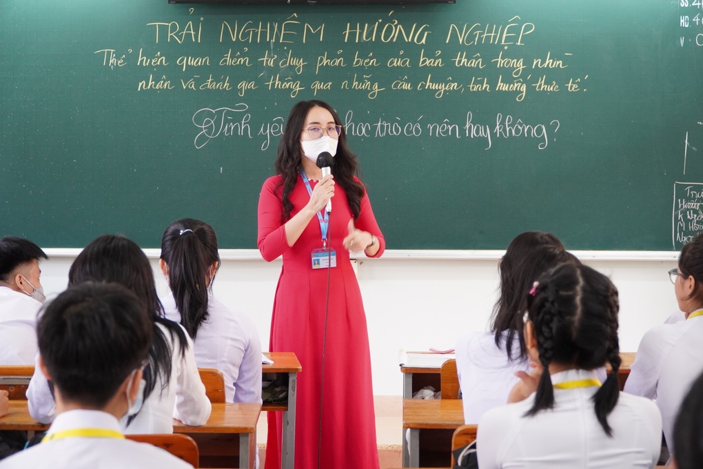 TPHCM công bố mức tạm thu học phí năm học 2023-2024 - 1 TPHCM công bố mức tạm thu học phí năm học 2023-2024 - 1