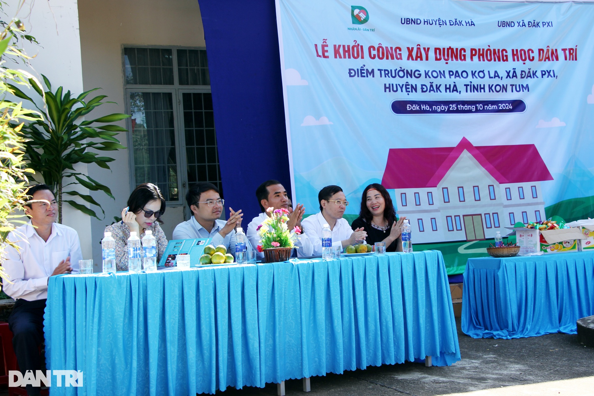 Khởi công công trình phòng học Dân trí ở vùng khó khăn tỉnh Kon Tum - 2 Khởi công công trình phòng học Dân trí ở vùng khó khăn tỉnh Kon Tum - 2