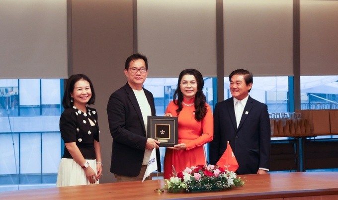 Kim Oanh Group đã ký kết hợp tác chiến lược với Tập đoàn Surbana Jurong.