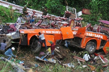 Tịch thu giấy phép vĩnh viễn nếu xe gây tai nạn nghiêm trọng