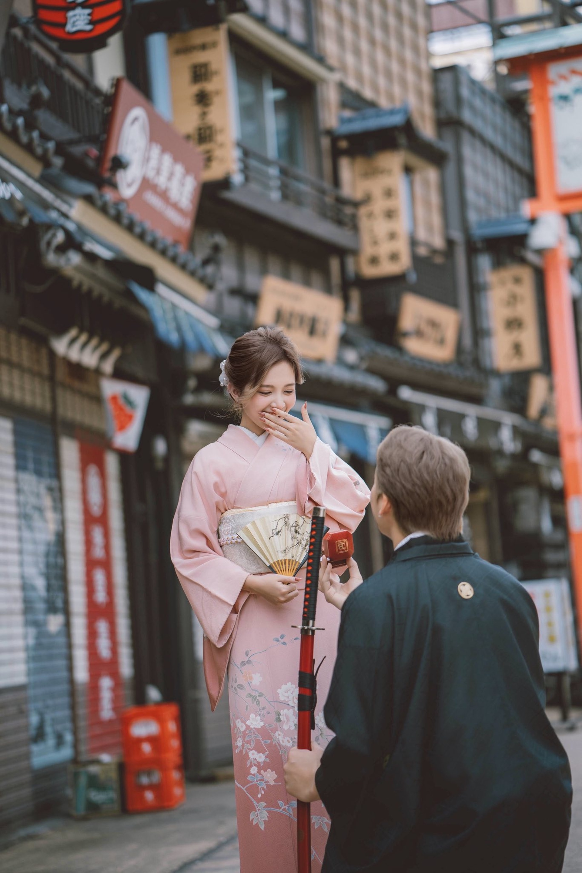 Đình Tú - Ngọc Huyền: Từ bí mật hẹn hò đến công khai đăng ký kết hôn - 5 Đình Tú - Ngọc Huyền: Từ bí mật hẹn hò đến công khai đăng ký kết hôn - 5