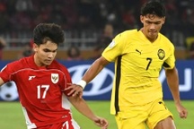 U23 Indonesia giành ngôi đầu bảng, U23 Malaysia bị loại
