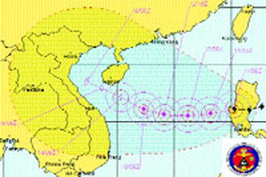 Bão Chebi gây sóng biển cao từ 8-10m