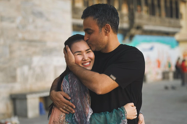 Võ Hạ Trâm: "Trước khi gặp ông xã Ấn Độ, tôi từng có ý định đi tu"