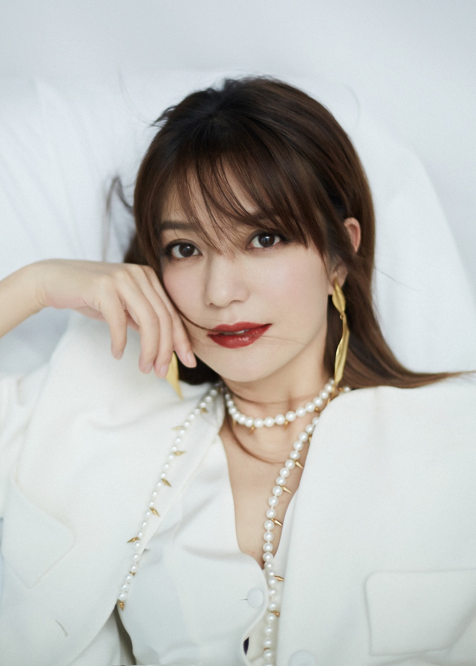 “Én nhỏ” Triệu Vy lại khiến fan ngỡ ngàng vì “lão hoá ngược” - 3 “Én nhỏ” Triệu Vy lại khiến fan ngỡ ngàng vì “lão hoá ngược” - 3