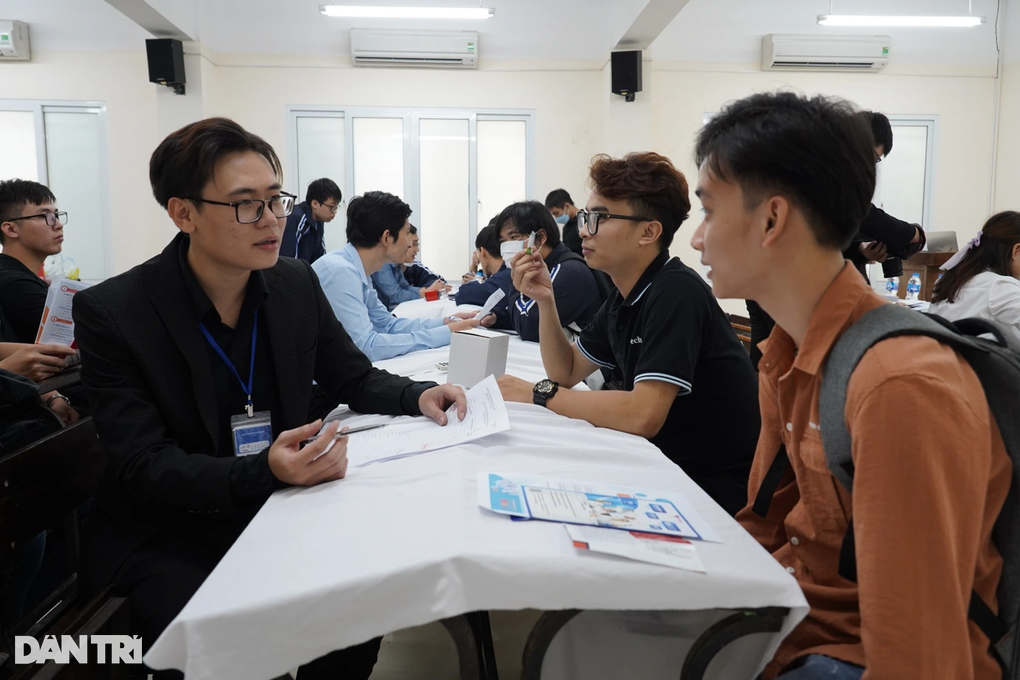 Học sinh thuộc 4 trường phổ thông được tích lũy tín chỉ đại học từ lớp 10 - 2 Học sinh thuộc 4 trường phổ thông được tích lũy tín chỉ đại học từ lớp 10 - 2