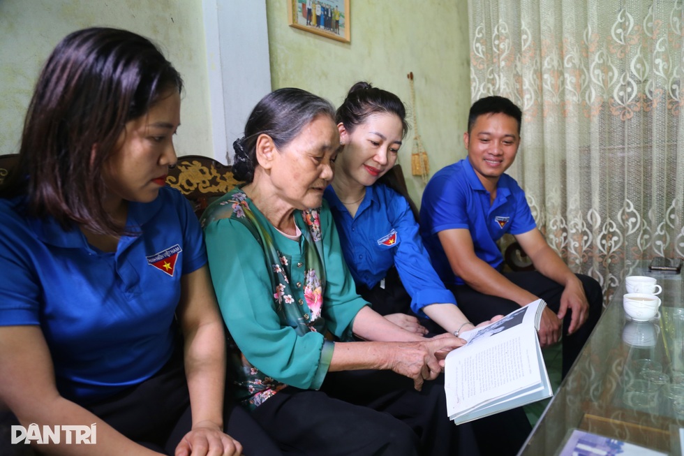 Nữ Anh hùng Lao động với câu nói được Bác Hồ khen thông minh và đanh thép - 4 Nữ Anh hùng Lao động với câu nói được Bác Hồ khen thông minh và đanh thép - 4