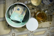 Triệt xóa sới bạc ẩn mình sau bãi giữ xe ở TPHCM