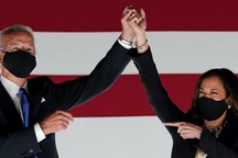 Ông Trump đoán bà Harris có thể "thay ông Biden làm tổng thống Mỹ"