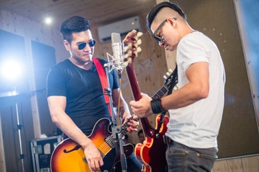 Tạ Quang Thắng trở lại, hát rock về Sơn Tinh - Thủy Tinh