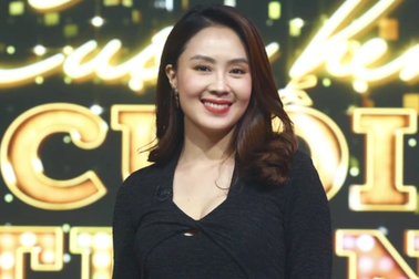 Hồng Diễm tiết lộ bị NSND Trọng Trinh mắng phát khóc