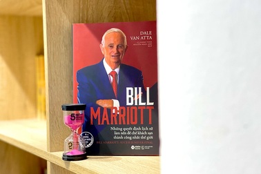 Cuộc đời có mục đích của vị hoàng đế khách sạn