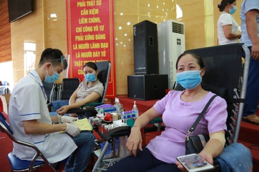 Hiến máu cứu người cũng rất cần như góp sức chống Covid-19