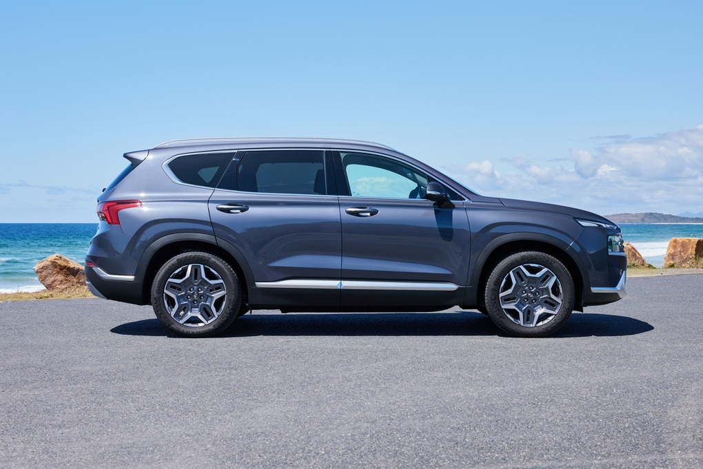 Hyundai Santa Fe bản Hybrid khỏe hơn bản máy xăng V6, sắp lắp tại Việt Nam - 4 Hyundai Santa Fe bản Hybrid khỏe hơn bản máy xăng V6, sắp lắp tại Việt Nam - 4