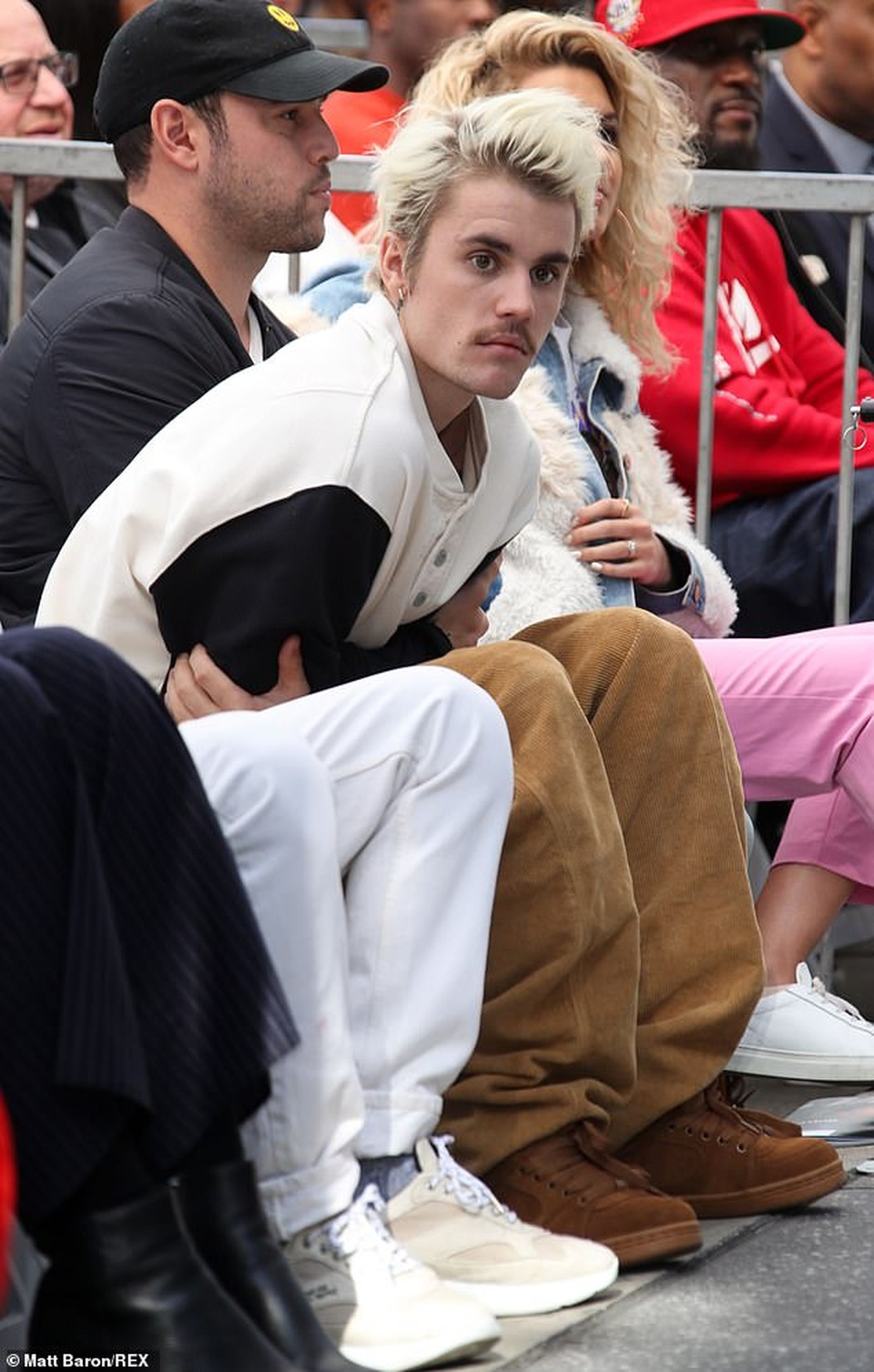 Justin Bieber già nua đáng kinh ngạc ở tuổi 25 - 1