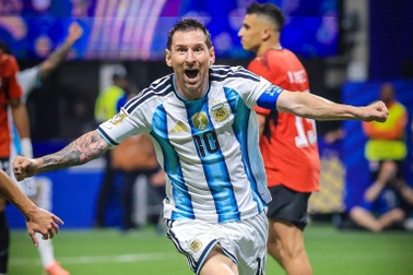 Siêu máy tính dự đoán kết quả trận bán kết Argentina - Anh