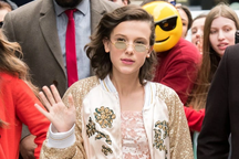 Những phong cách thời trang "khó hiểu" của Gen Z