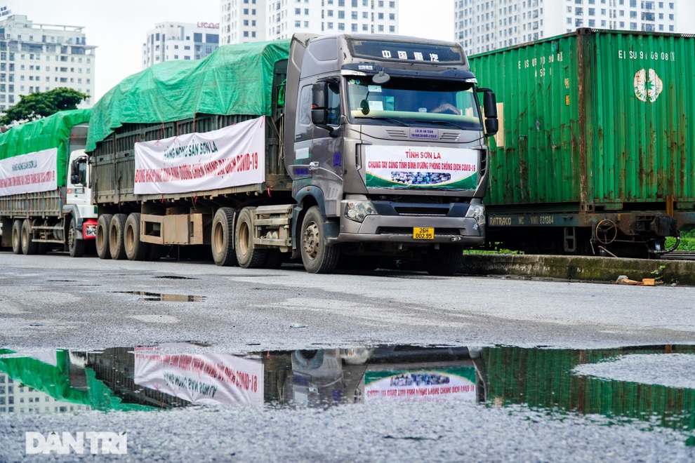 105 tấn rau củ quả Sơn La vào miền Nam ủng hộ người dân chống dịch - 1 105 tấn rau củ quả Sơn La vào miền Nam ủng hộ người dân chống dịch - 1