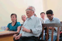 Ông lão 80 tuổi kiện Sở GTVT vì “lô cốt” 