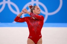 Văn hóa ứng xử trong thể thao: Chấm dứt "gợi tình hóa" nữ vận động viên