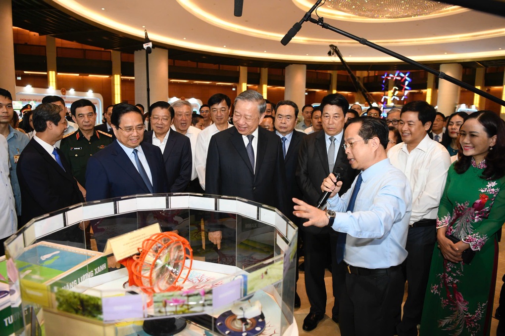 Dùng một bộ sách giáo khoa trên toàn quốc ngay từ năm học tới - 2