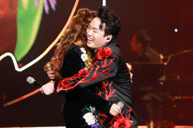 Tùng Dương sợ chồng Ngọc Anh 3A ghen vì tình tứ với đàn chị