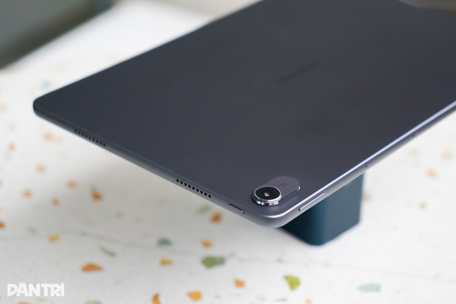 តើ Huawei MatePad 11.5 មានអ្វីខ្លះដើម្បីប្រកួតប្រជែងជាមួយ Galaxy Tab A9+ និង Redmi Pad 2? - ៨ Huawei MatePad 11.5 có gì để đấu với Galaxy Tab A9+ và Redmi Pad 2? - 8